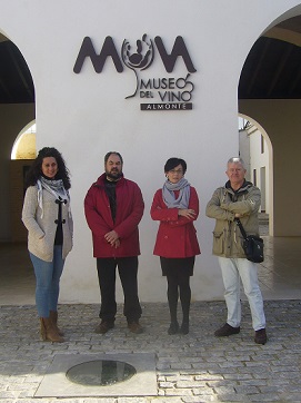 Apoloybaco, visita el Muso del Vino de Almonte (MUVA).