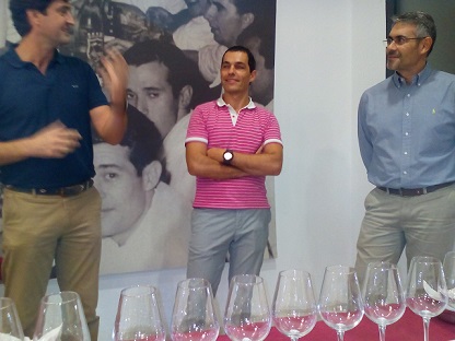 Apoloybaco, en la cata de vinos monovarietales, que organizó la Sociedad Gastronómica «El Bruño», de Sevilla.